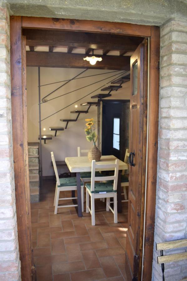 Selva Degli Ulivi Guest House โฟยาโน เดลเล เคียนา ภายนอก รูปภาพ