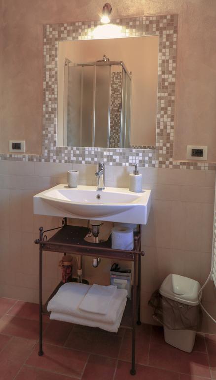 Selva Degli Ulivi Guest House โฟยาโน เดลเล เคียนา ภายนอก รูปภาพ